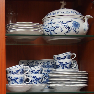 Economía de bolsillo - Herederos: cómo no pelear por la vajilla familiar - Economía de bolsillo | Escuchar