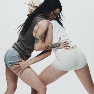 Santo Ruido - SANTO RUIDO Natalia Lacunza: un sonido en evolución - Santo Ruido | Escuchar