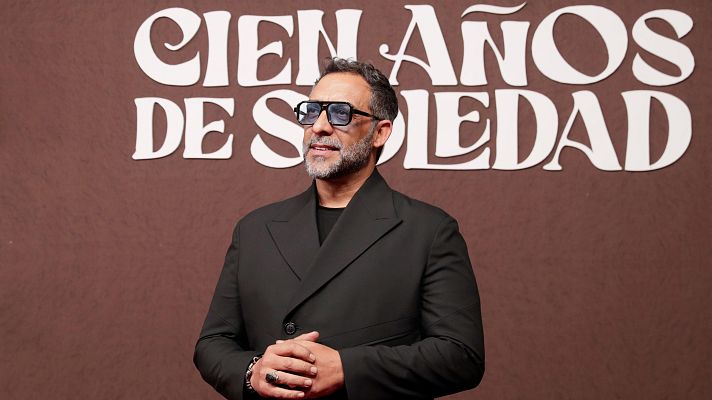 Moreno Borja y el gitano Melquiades - Gitanos | Escuchar