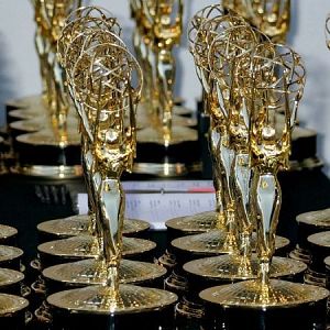 Memoria de delfín - Memoria de delfín - Premios Emmy: los galardones más importantes de la televisión - escuchar ahora