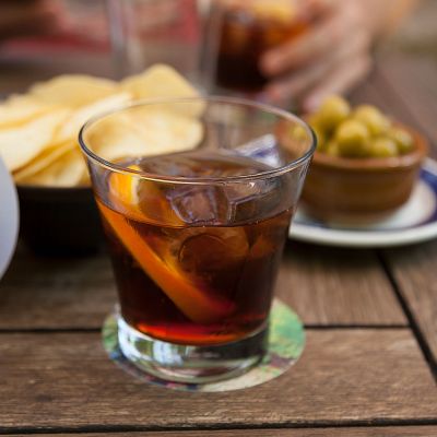 Descubrimos todos los secretos sobre el vermut de Madrid - En clave Turismo | Escuchar