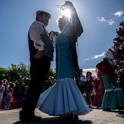 Chotis, 175 años girando con Madrid - Celebrando España | Escuchar