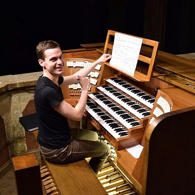 Programa de mano - Nathan Laube interpreta a Bach y Liszt - 13/11/25 - Programa de mano - Radio Clásica | Escuchar