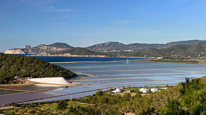 Ibiza, el salero del Mediterráneo - En clave Turismo | Escuchar