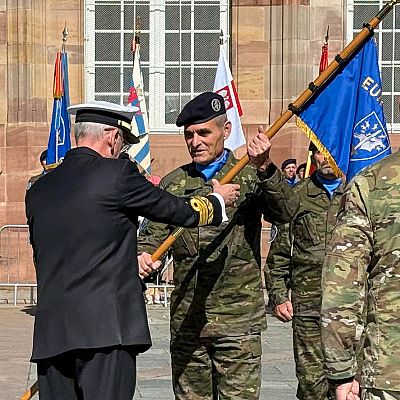 Aroldo Lázaro, comandante en jefe del Eurocuerpo - Europa abierta | Escuchar