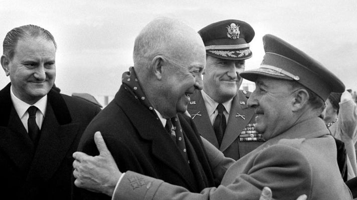 Del aislamiento internaional a la apertura - Escuchar ahora