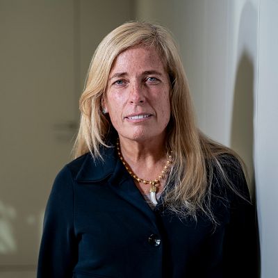 López-Ibor, sobre el modelo de financiación autonómica: \"Lo hicieron para contentar al independentismo\" - Las mañanas de RNE | Escuchar