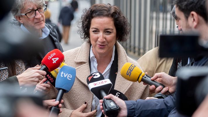 Alícia Romero: \"Deberíamos ser responsables y no hacer politiqueo de todo\" - Las mañanas de RNE | Escuchar