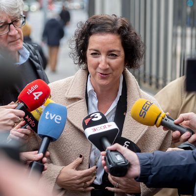 Alícia Romero: \"Deberíamos ser responsables y no hacer politiqueo de todo\" - Las mañanas de RNE | Escuchar