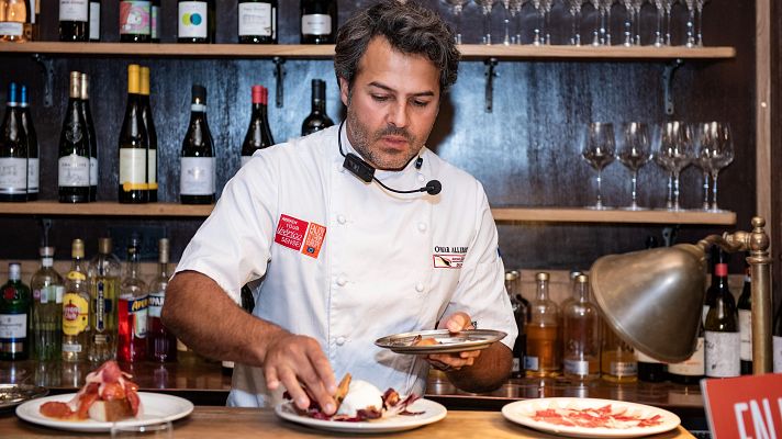 Omar Allibhoy: el chef que conquista UK con el ibérico - Marca España | Escuchar