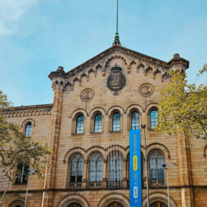 L'Entrellat - L’Assemblea Feminista de la UB ha presentat un escrit on asseguren que manca una resposta institucional ple cas CREA - L'Entrellat | Escoltar