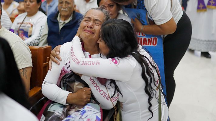 La violencia que enfrentan las mujeres buscadoras en México - Hora América | Escuchar