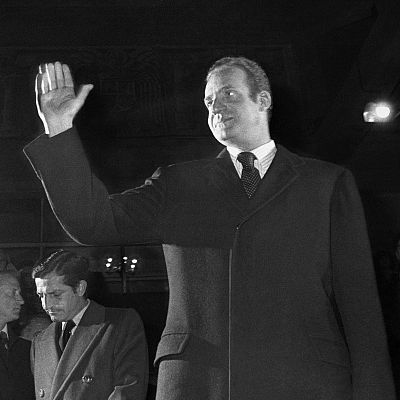 \"Juan Carlos I preparó el terreno para obtener apoyo de las grandes democracias\" - Las mañanas de RNE | Escuchar