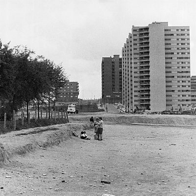 Reivindicaciones de unos niños de barrio a la Constitución - Escuchar ahora