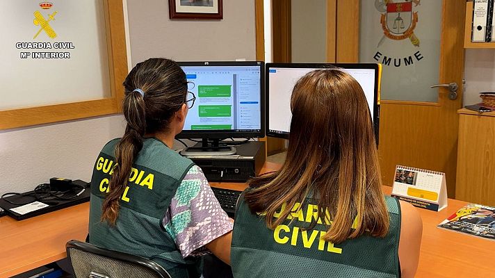 Emume, la Guardia Civil contra la violencia de género - Marca España | Escuchar