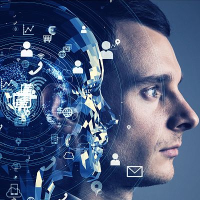 Charlamos sobre granjas de bots, probamos unas gafas auditivas, analizamos el término 'cerebros matrioshka', jugamos a 'Echoes of the Living' y conocemos el proyecto 'Pueblo Digital' de la Fundación Cibervoluntarios.