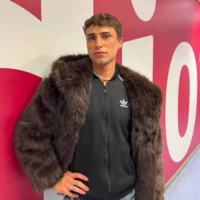 Wisteria Lane - Kercho, un artista LGTBIQ+ buscando su espacio en el mainstream musical - 30/11/25 - Escuchar ahora