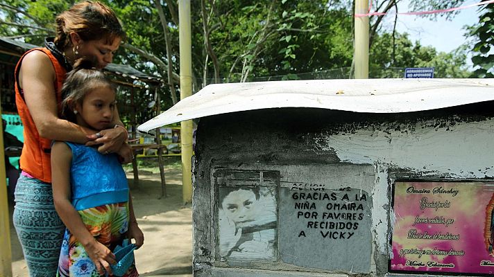 Una superviviente de Armero presenta 'La hija del volc��n' - Hora América | Escuchar