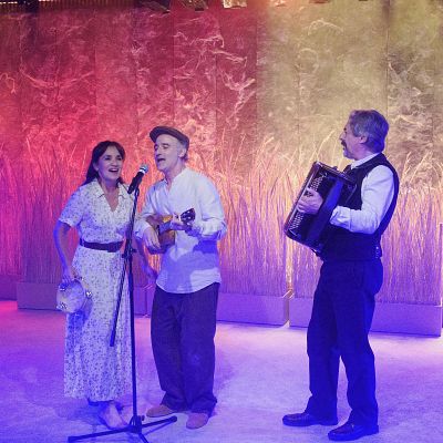 'Aroma de soledad', teatro poético sobre la España vaciada - Cultura con Ñ | Escuchar