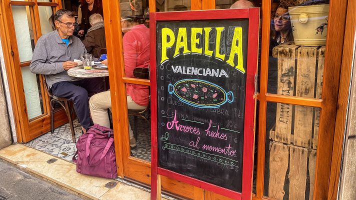 La paella valenciana explicada en cinco minutos - El despertador de RNE | Escuchar