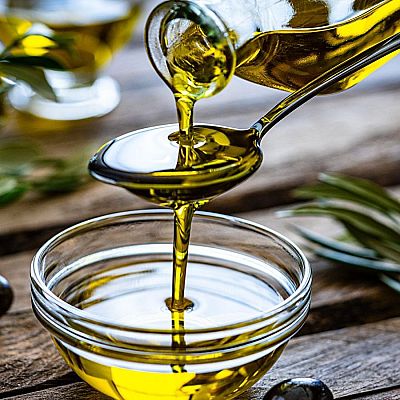 Liderazgo de España en los aceites de oliva virgen extra - En clave Turismo | Escuchar