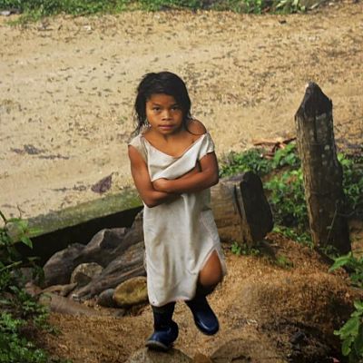 Exposición sobre los usos legales de la hoja de coca en Colombia - Hora América | Escuchar