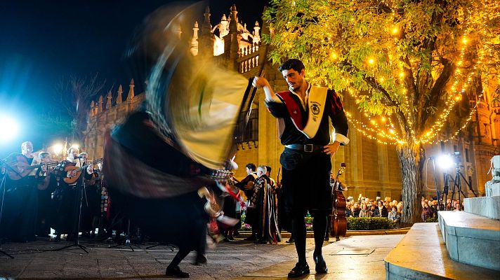 La noche que canta Sevilla - Celebrando España | Escuchar