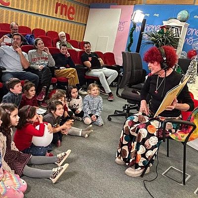 Soy Camuñas ¡el que nunca se corta las uñas! | Escucha en RNE Audio - Especiales RNE | Escuchar