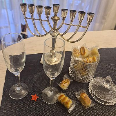 La poesía despide 2025: Un brindis espesial kon los oyentes - Emisión en sefardí | Escuchar