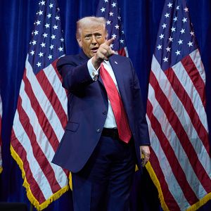 Hora América - Trump asegura que Cuba "va a caer sin el petróleo venezolano" - Hora América | Escuchar