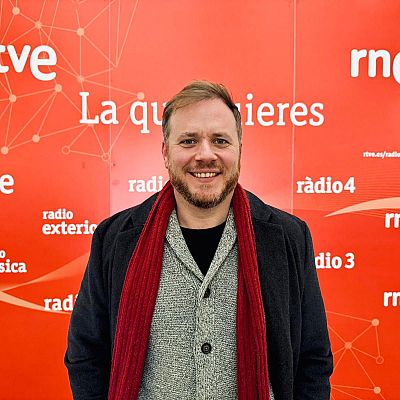 Luke Darracott. GB - Desde esta orilla | Escuchar