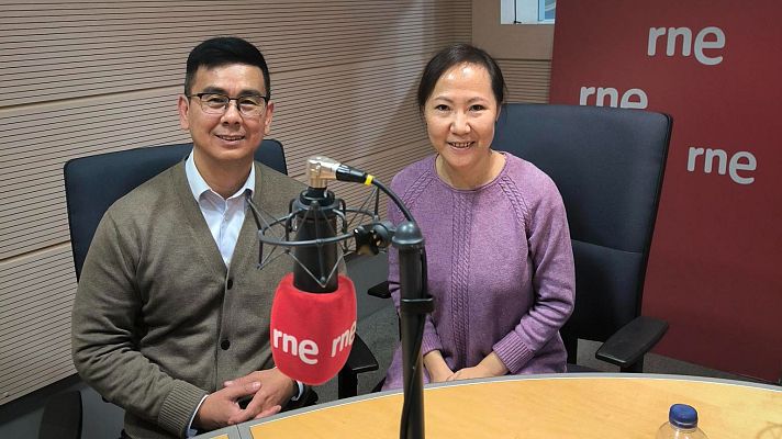 Diálogo con el presidente de la Asociación China de España - Emisión en chino | Escuchar