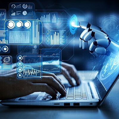 Conocemos las profesiones tecnológicas en alza, hablamos de un concepto inquietante: la 'Internet muerta', repasamos las novedades del CES 2026, descubrimos los superjuguetes de Brian Aldiss y jugamos a Randal´s Tuesdays con Devuego.