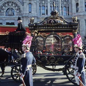 Joyas del archivo sonoro - 40 años del fallecimiento de Enrique Tierno Galván, el alcalde más carismático de Madrid - Escuchar ahora