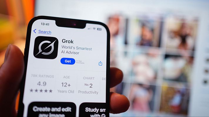 Confronting deepfakes and digital violence against women - English Language Broadcast | Escuchar