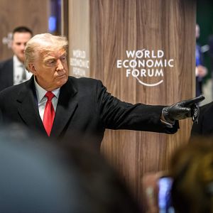 Cinco continentes - Cinco Continentes - Trump anuncia un acuerdo sobre Groenlandia con la OTAN - Escuchar ahora