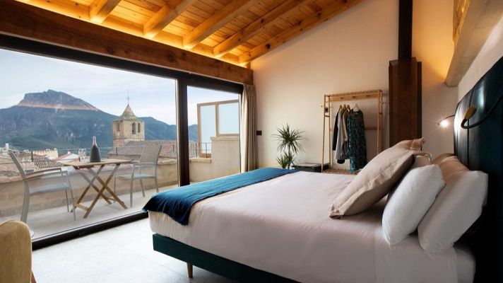 Historia, poesía y naturaleza se alían en este hotel - En clave Turismo | Escuchar