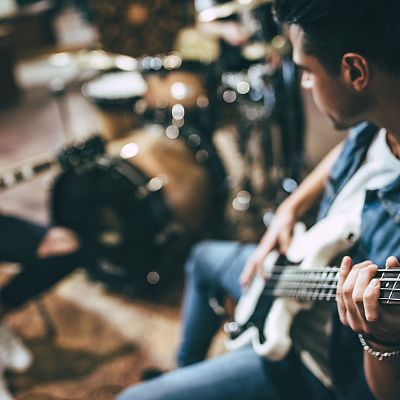 45 años de compromiso musical y social en Cataluña - Marca España | Escuchar