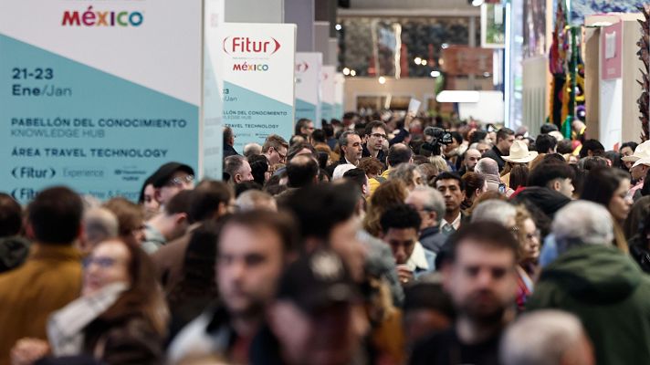 Exploring Fitur and language tourism in Spain - English Language Broadcast | Escuchar