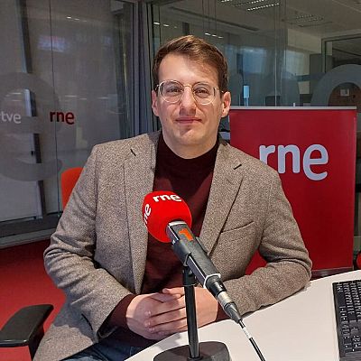 Entrevista electoral: Jorge Pueyo, candidato de la Chunta Aragonesista - Las mañanas de RNE | Escuchar
