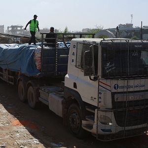 Cinco continentes - Cinco Continentes - Reabre, de forma restringida, el paso de Rafah entre Gaza y Egipto - Escuchar ahora