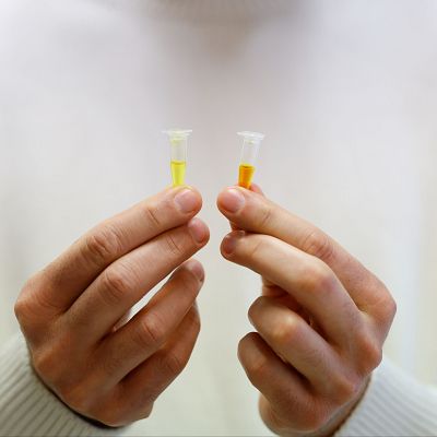 Diseñan un sensor para detectar drogas de sumisión química - A golpe de bit | Escuchar