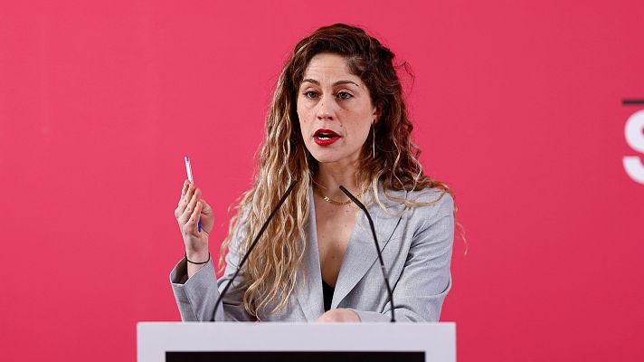 \"Arrancamos un nuevo proyecto político con vocación de gobierno\" - Mediodía en RNE | Escuchar