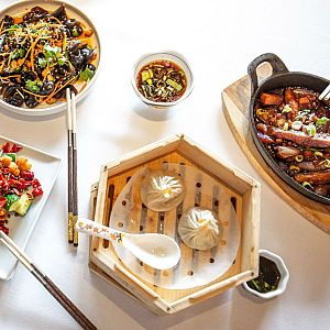 En clave Turismo - 2026: el Año del Caballo, sabor chino en España - En clave Turismo | Escuchar