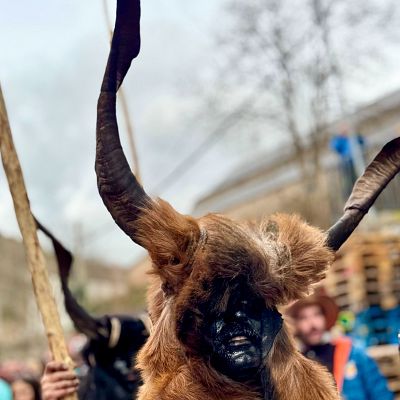 Carnavales ancestrales: Bielsa, Mecerreyes y O Bolo - Marca España | Escuchar