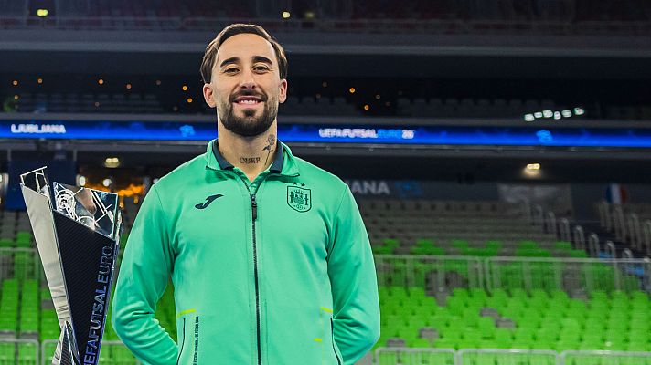 Rivillos: \"Somos España y siempre nos tienen que respetar\" - La hinchada | Escuchar