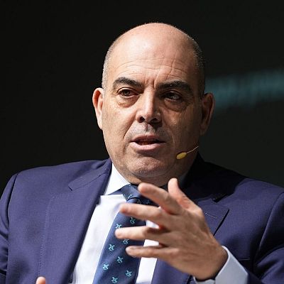 Lorenzo Amor: \"Si la economía va como un cohete, ¿por qué no hay más gente generando empleo que el año pasado?\" - 24 horas | Escuchar