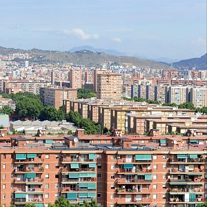 7 días - Los problemas que afronta el mercado de la vivienda español - 7 días | Escuchar