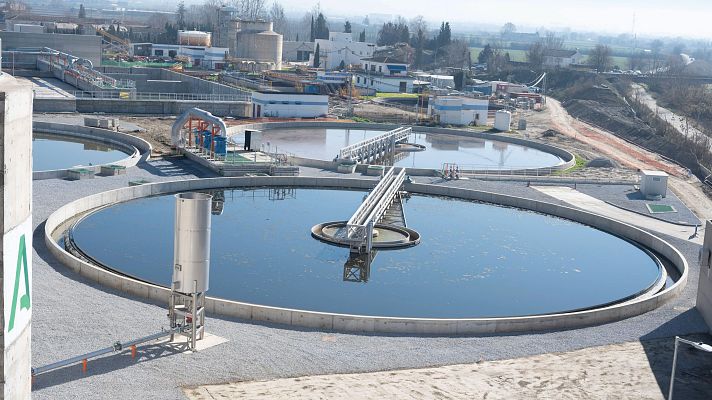 Saneamiento 360: el viaje casi invisible del agua - A golpe de bit | Escuchar