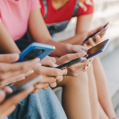 Los derechos digitales de los menores en la UE - Europa abierta | Escuchar